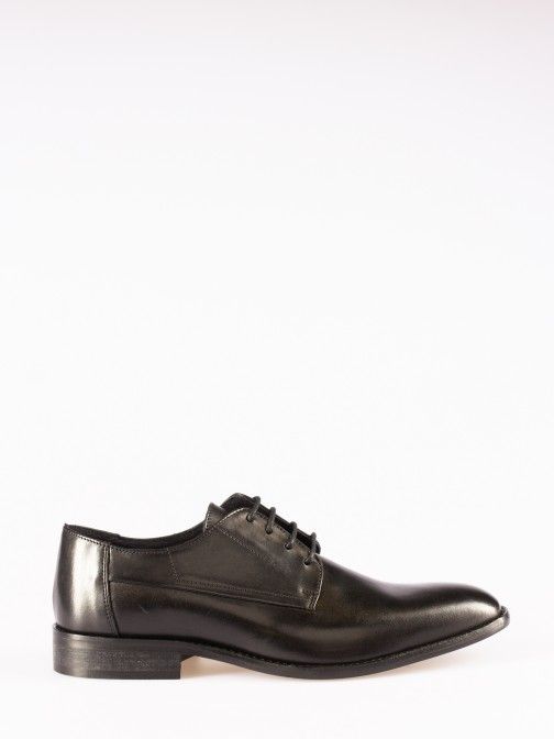 Classic Lace-up Shoes