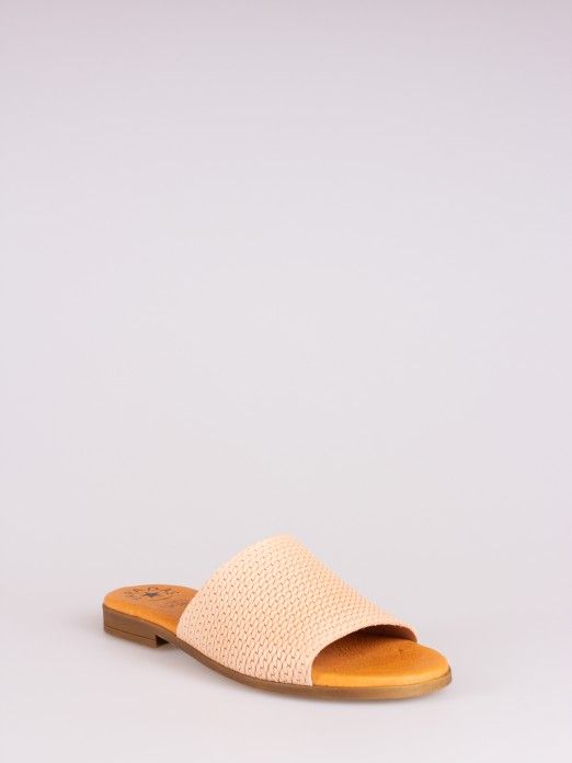 Braided Effect Leather Slipper Braided Effect Leather Slipper