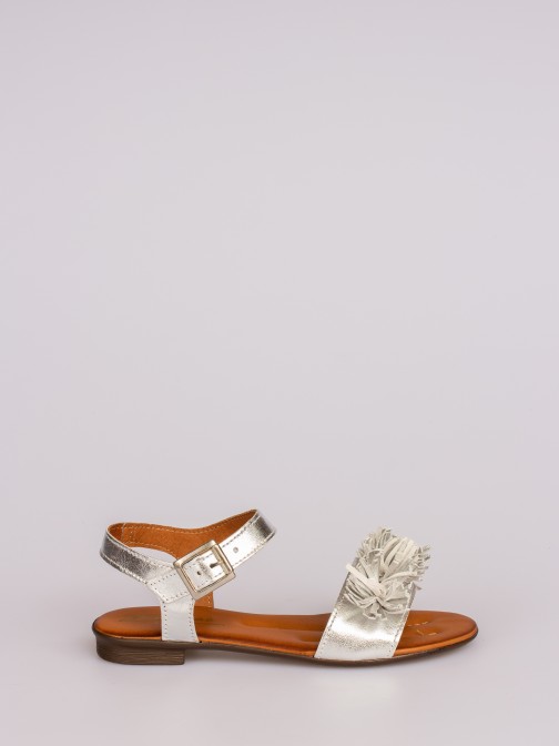 Flat Leather Sandals with Fringes