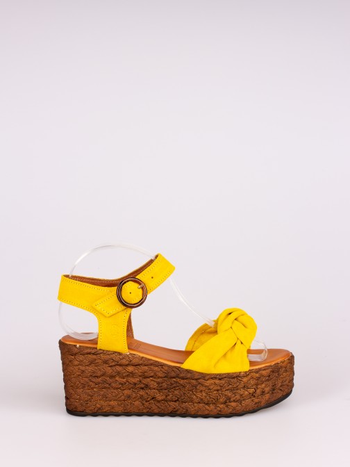 Wedge Sandals with Knot