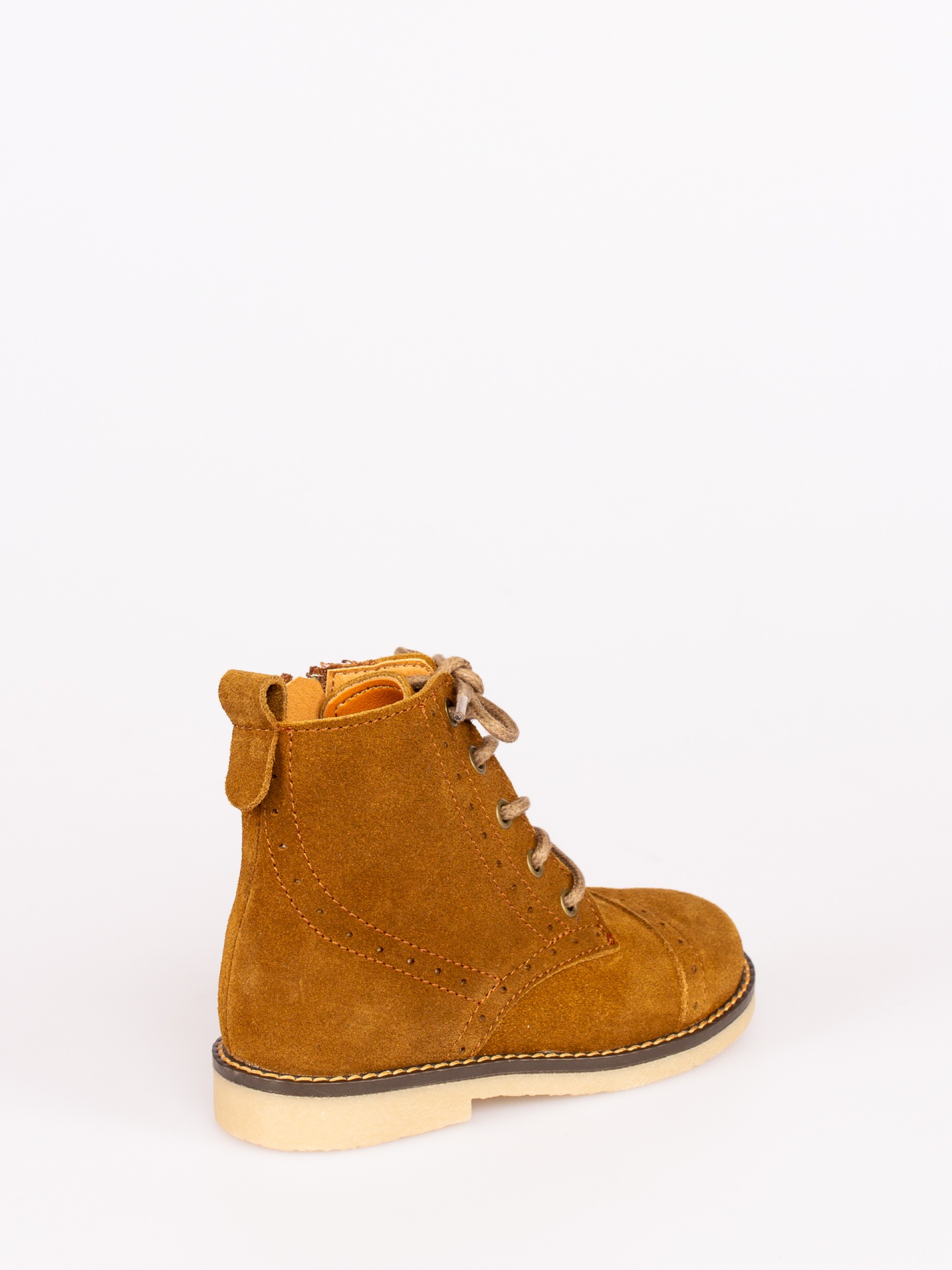 Bota em Camurça com Atacadores