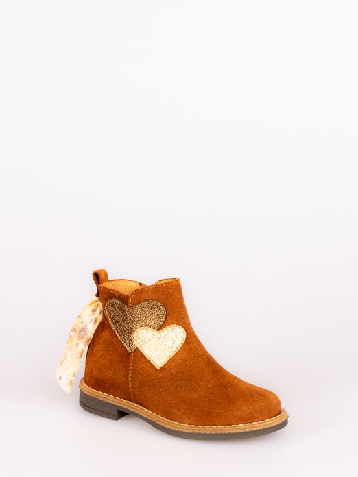 Bow and Hearts Detail Boots