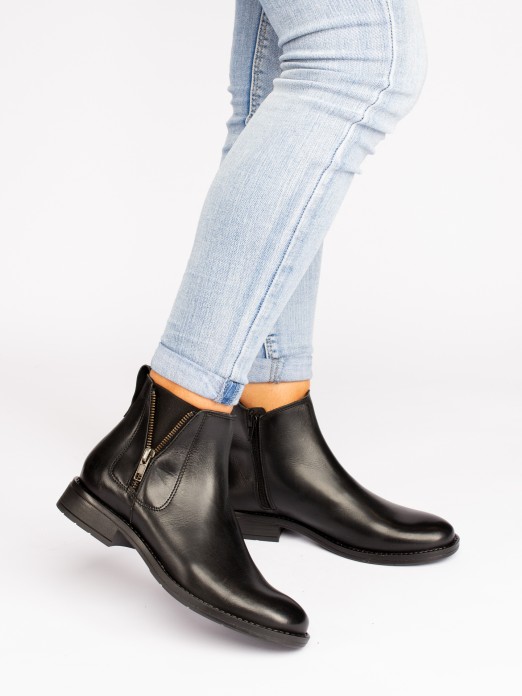 Leather Ankle Boots with Zipper