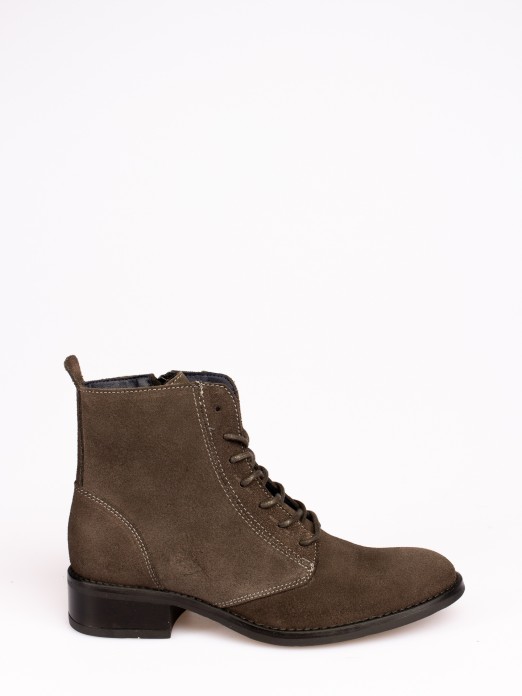 Suede Lace-up up Ankle Boots
