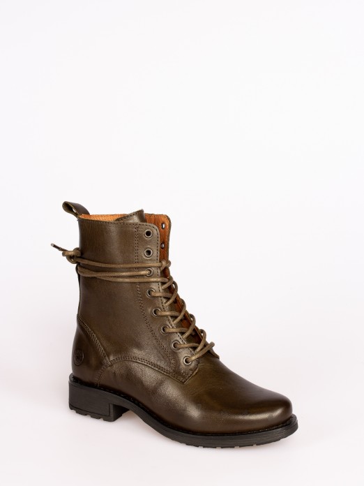 Lace-up Rustic Leather Boot