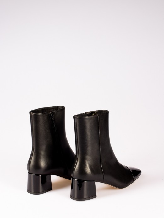 Ankle Boots in Leather and Varnish
