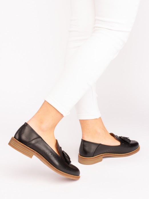 Sapato Berloques em Pele
