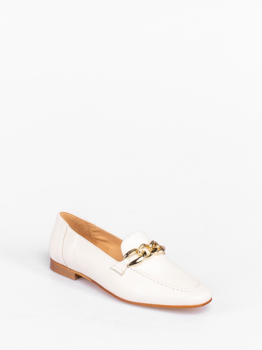 Leather Moccasin with Chain