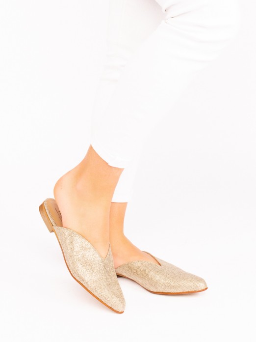 Suede Cuted Mules