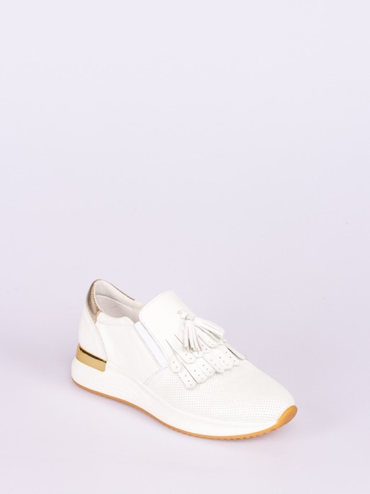 Tassel-Embellished Leather Sneakers