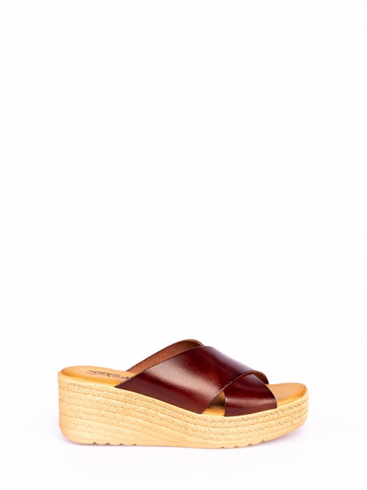 Crossed Mule in Leather