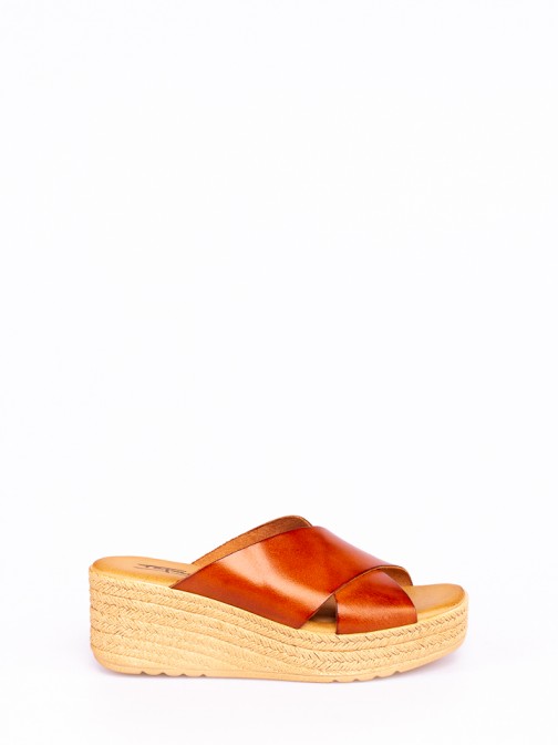Crossed Mule in Leather