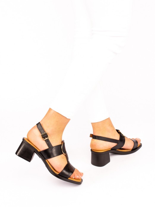 Sandlia de Salto com Argola