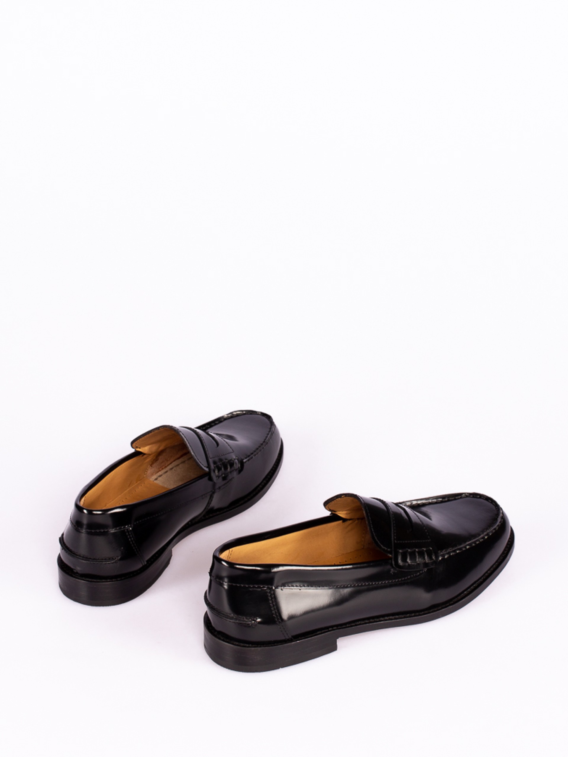 Sapato Clássico Polido com Travessão