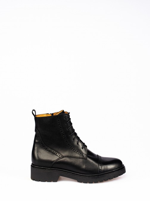 Leather Lace-up up Ankle Boots with Track Sole