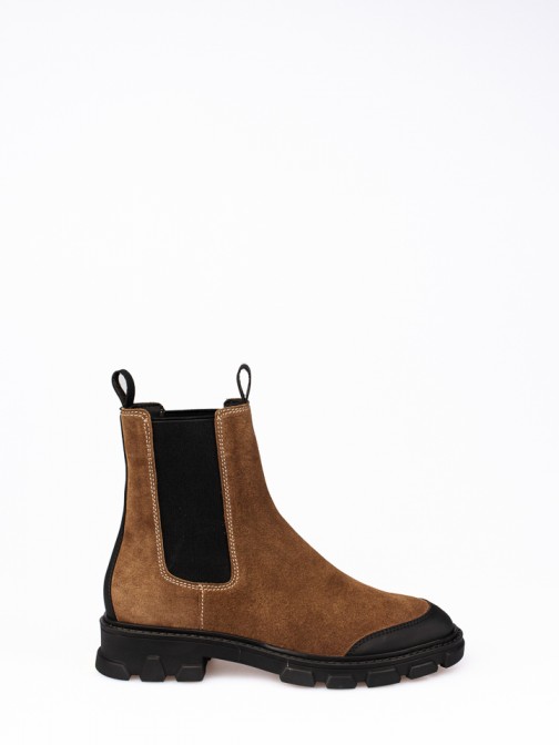 Chunky Suede Chelsea Boot