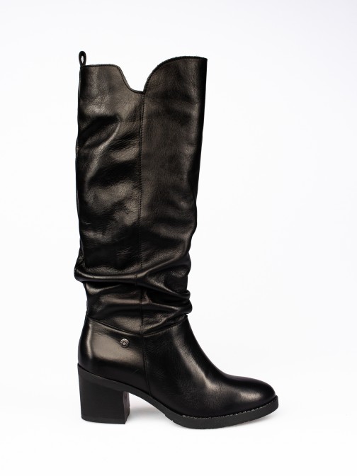 Wrinkled Leather Knee-high Boots