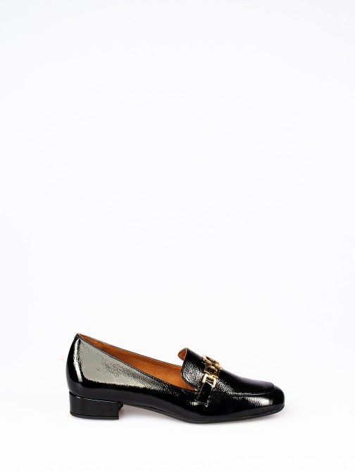 Varnish Loafers with Square Heel