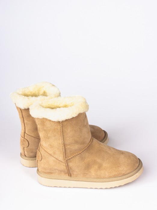 Boots with Natural Fur
