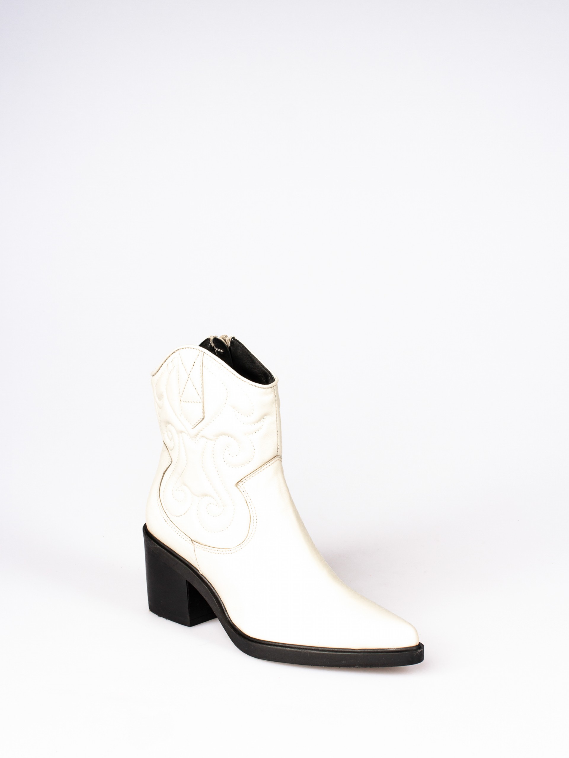 Cowboy Leather Ankle Boot with Embroidered Effect