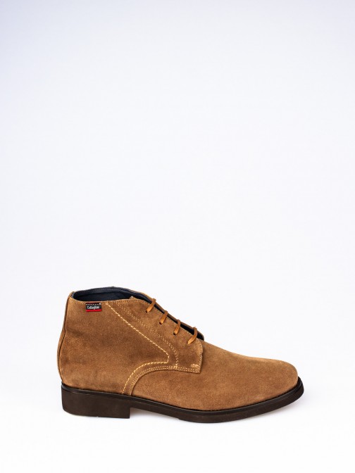 Callaghan Lace-up Boots