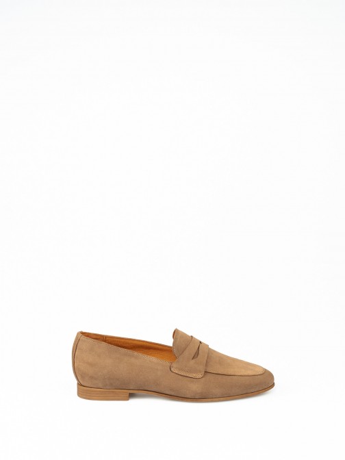 Loafers in Suede