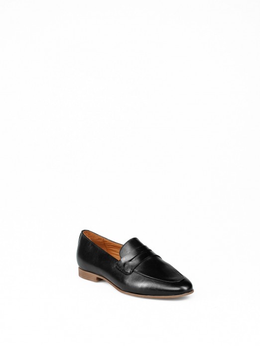 Loafers in Leather