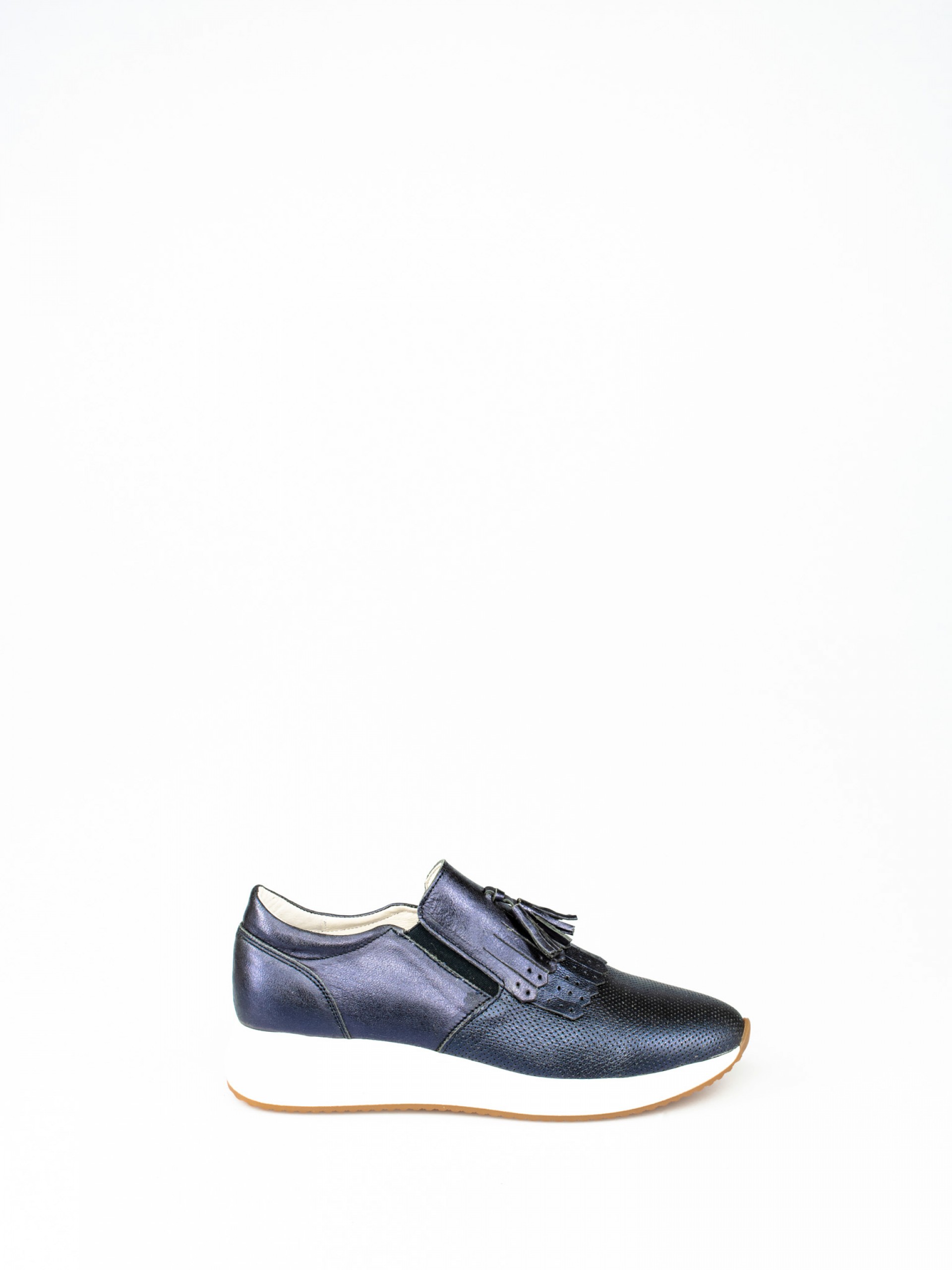 Tassel-Embellished Laminated Leather Sneakers