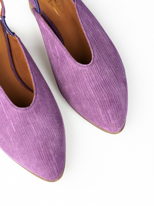 Flat Engraved Suede Shoes