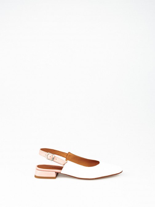 Bicolor Flat Shoes in Leather