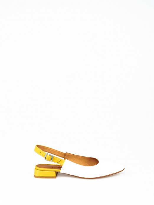 Bicolor Flat Shoes in Leather