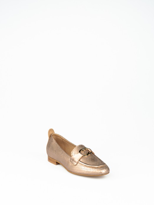 Mocassim em Pele com Aplicao