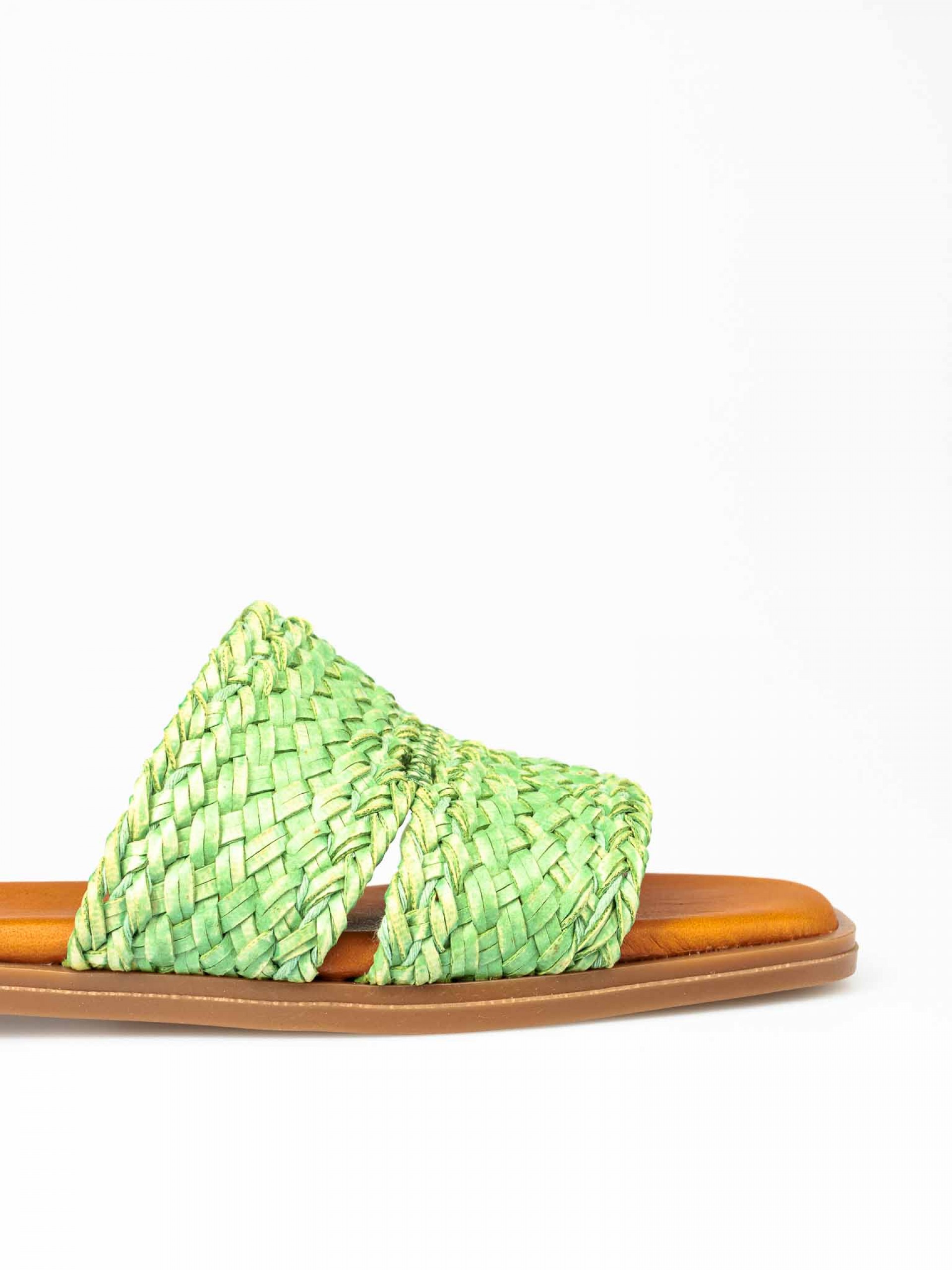 Chinela Ráfia Trançada