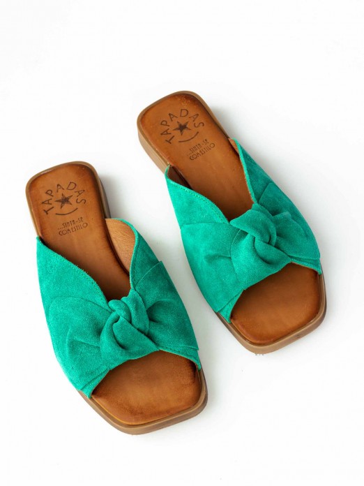 Slipper with Knot in Suede