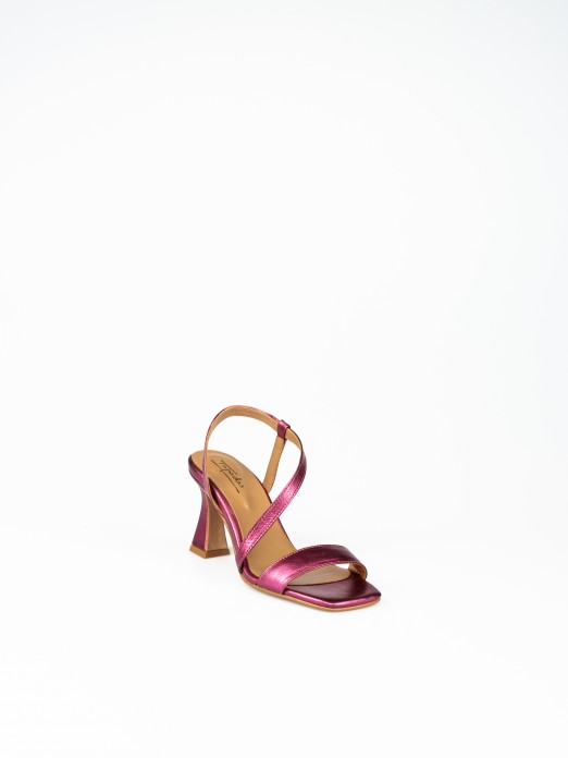 Laminated Leather Sandal with Texture