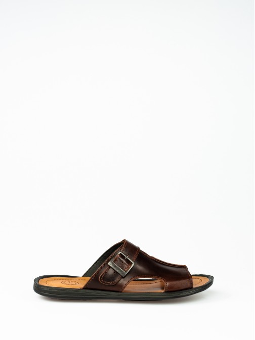 Chinelo em Pele