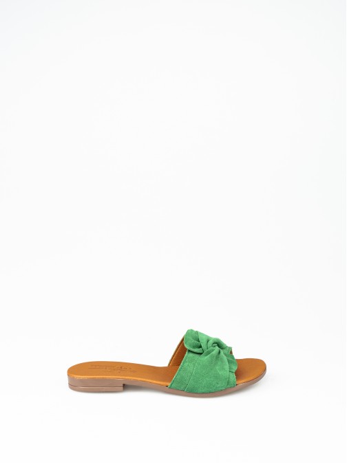 Slipper in Suede with Bow