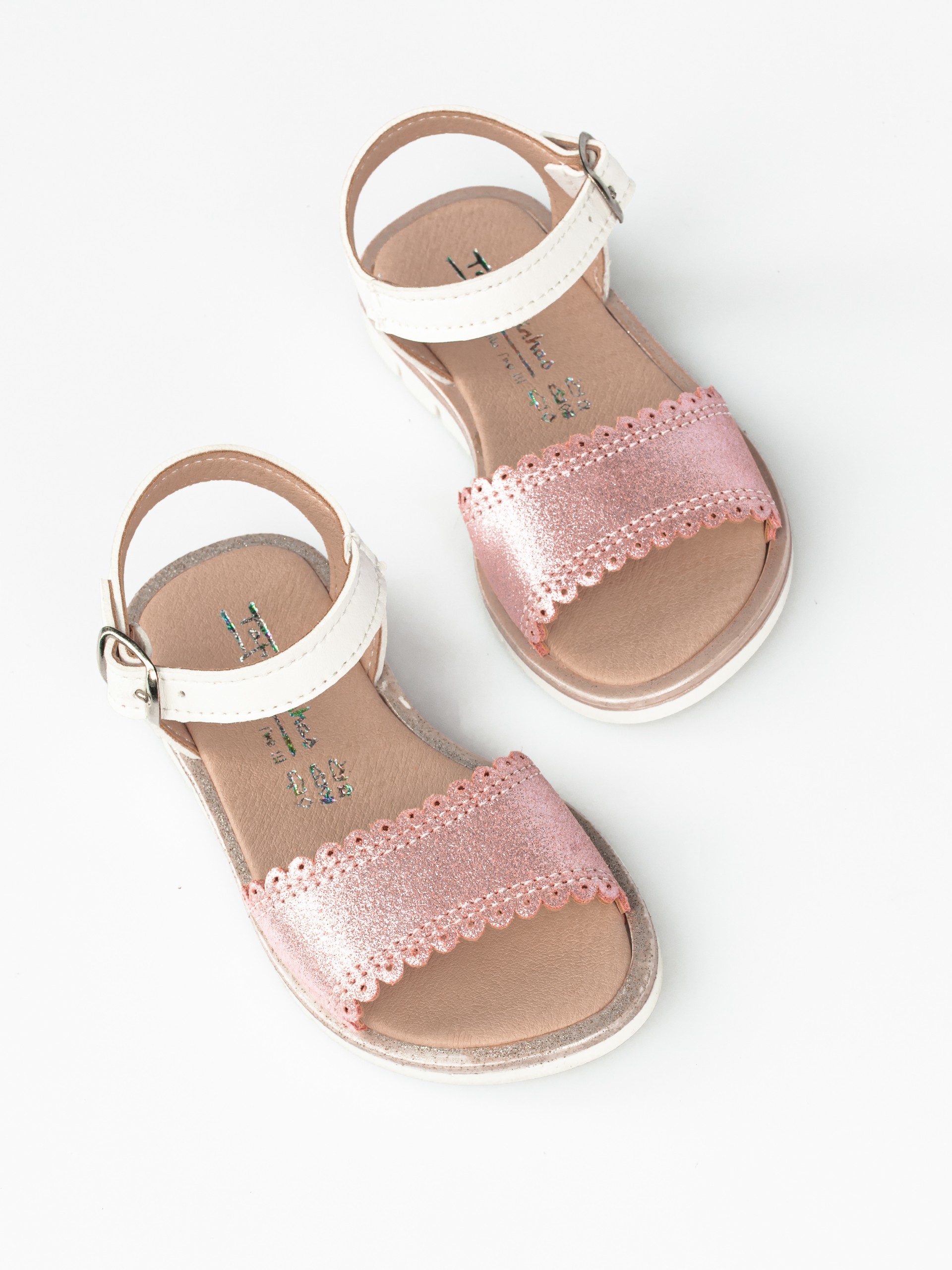 Sandália em Pele Laminada 18/33