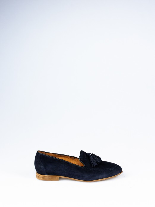 Tassel-Embellished Suede Shoes