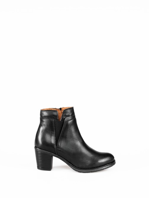 High-Heel Ankle Boots in Leather