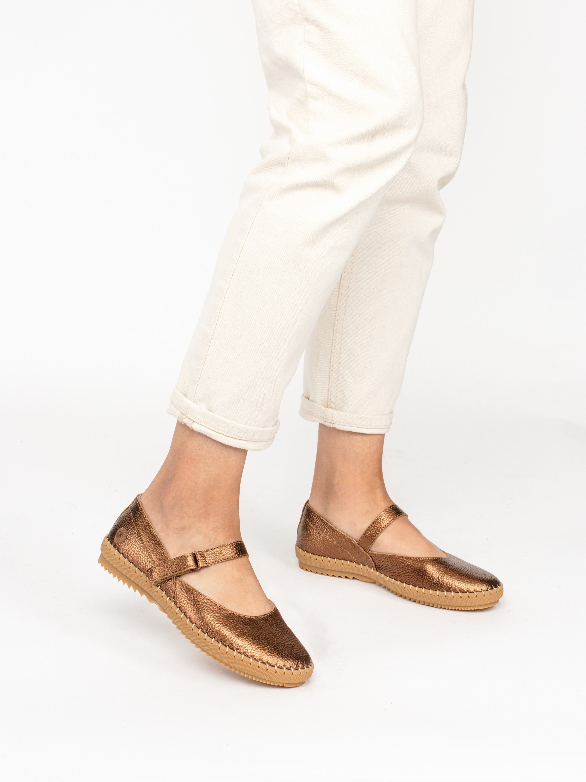 Sabrinas Desportivas em Pele Metalizada