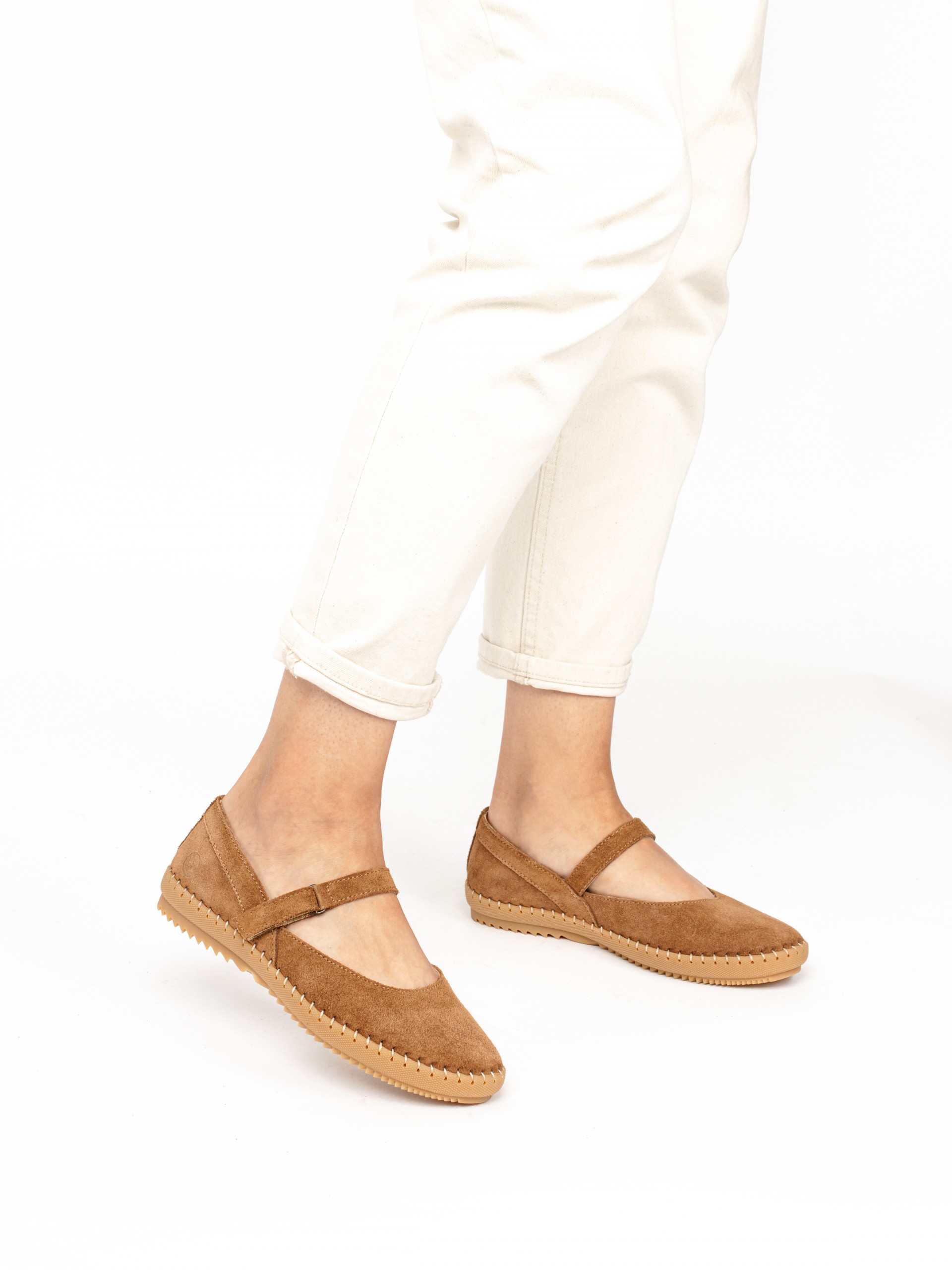 Sabrinas Desportivas em Camurça