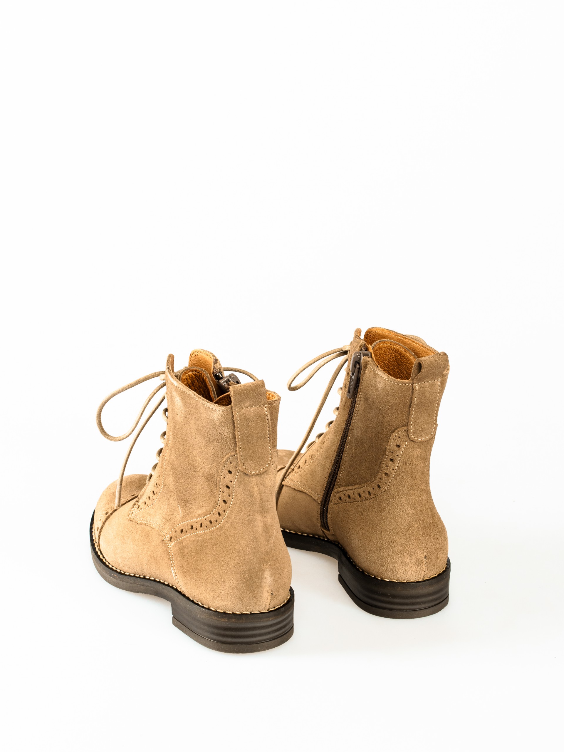 Botim Militar em Camurça