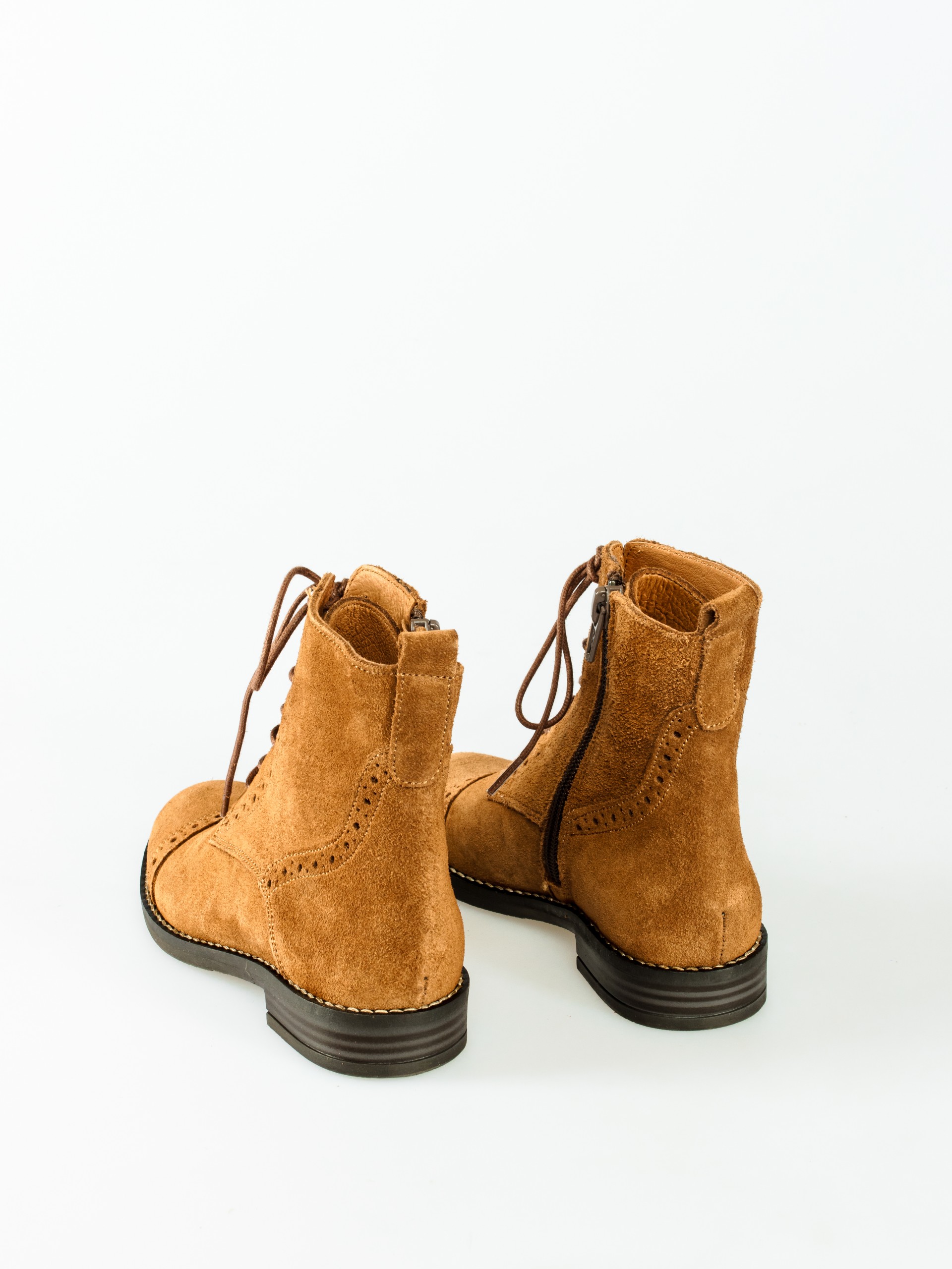 Botim Militar em Camurça