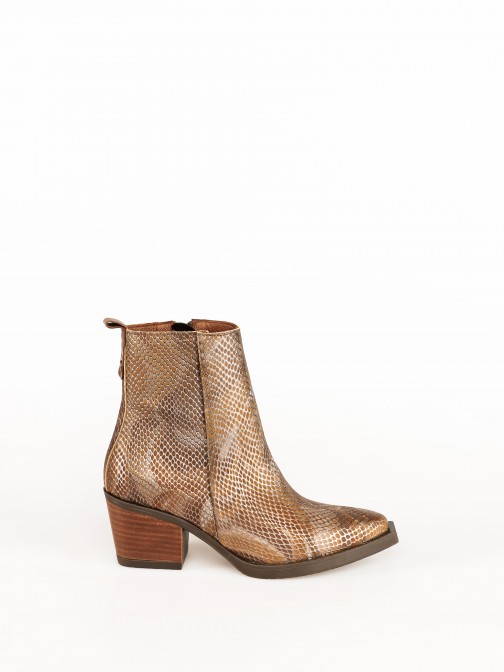 Texan-style Ankle Boots in Serpent effect Leather