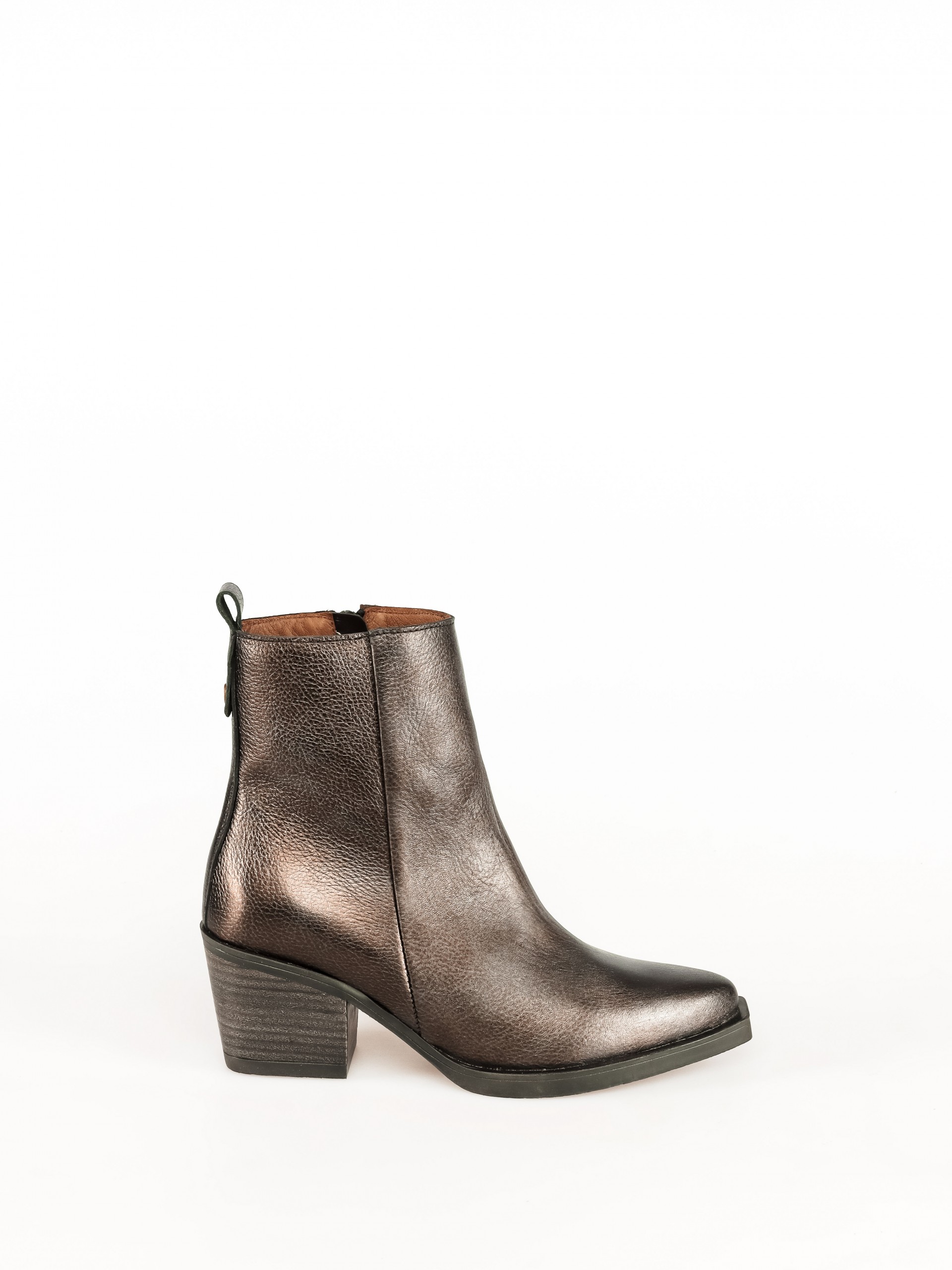 Texan-style Ankle Boots in Metallic Leather