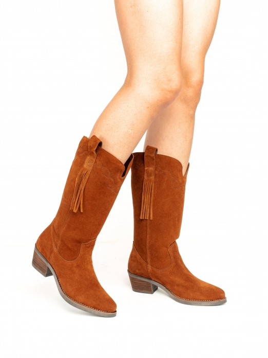 Texan Style Boot in Suede with side Frindges