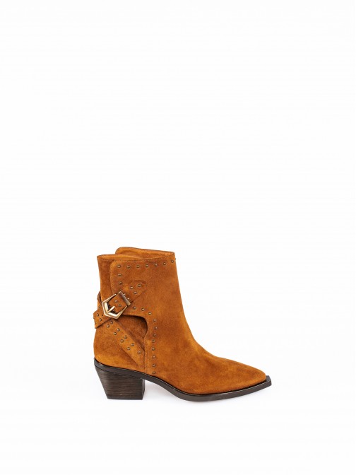 Texan Suede Ankle Boots with Applications
