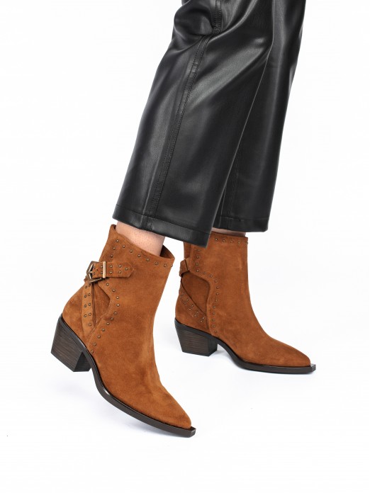 Texan Suede Ankle Boots with Applications