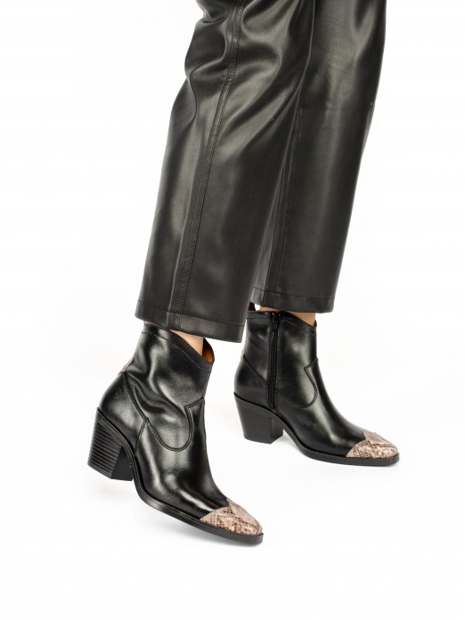 Leather Cowboy Ankle Boots with Toe Cap Snake eff